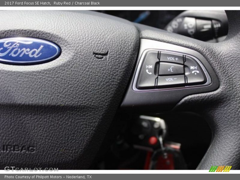 Ruby Red / Charcoal Black 2017 Ford Focus SE Hatch