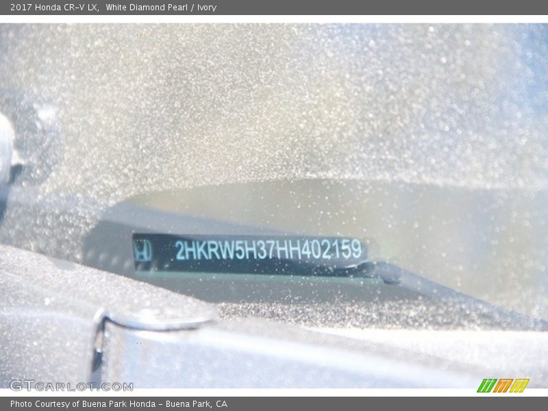 White Diamond Pearl / Ivory 2017 Honda CR-V LX