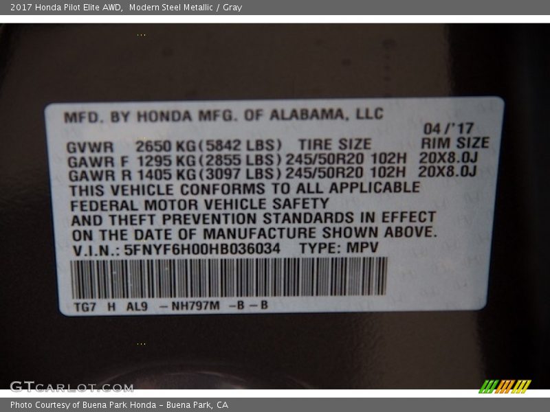 Modern Steel Metallic / Gray 2017 Honda Pilot Elite AWD