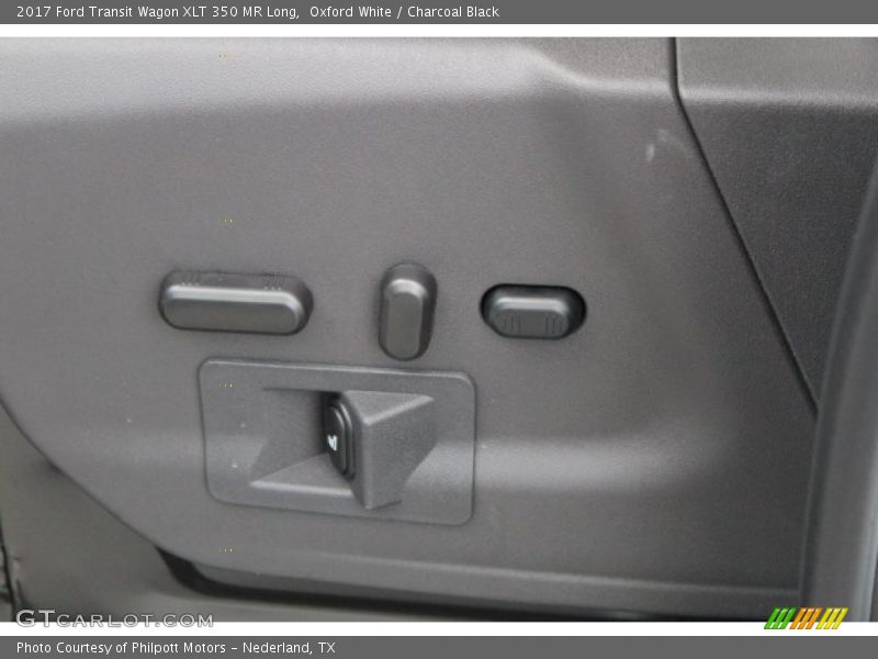 Oxford White / Charcoal Black 2017 Ford Transit Wagon XLT 350 MR Long