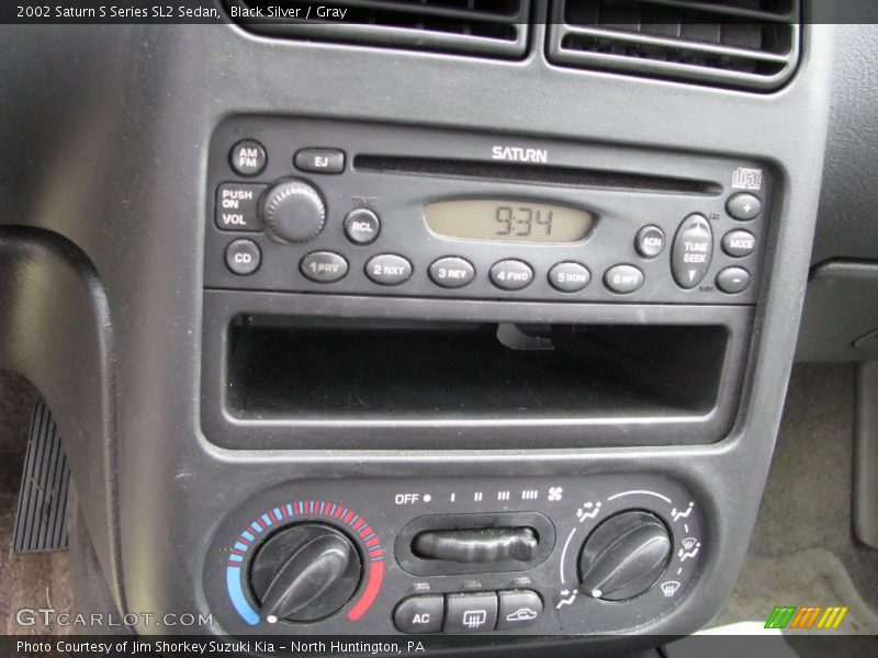 Black Silver / Gray 2002 Saturn S Series SL2 Sedan
