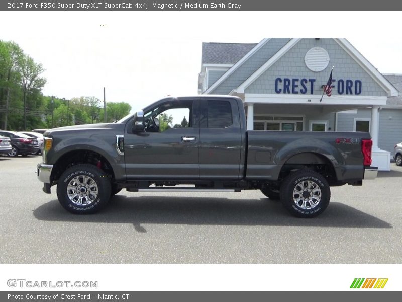 Magnetic / Medium Earth Gray 2017 Ford F350 Super Duty XLT SuperCab 4x4