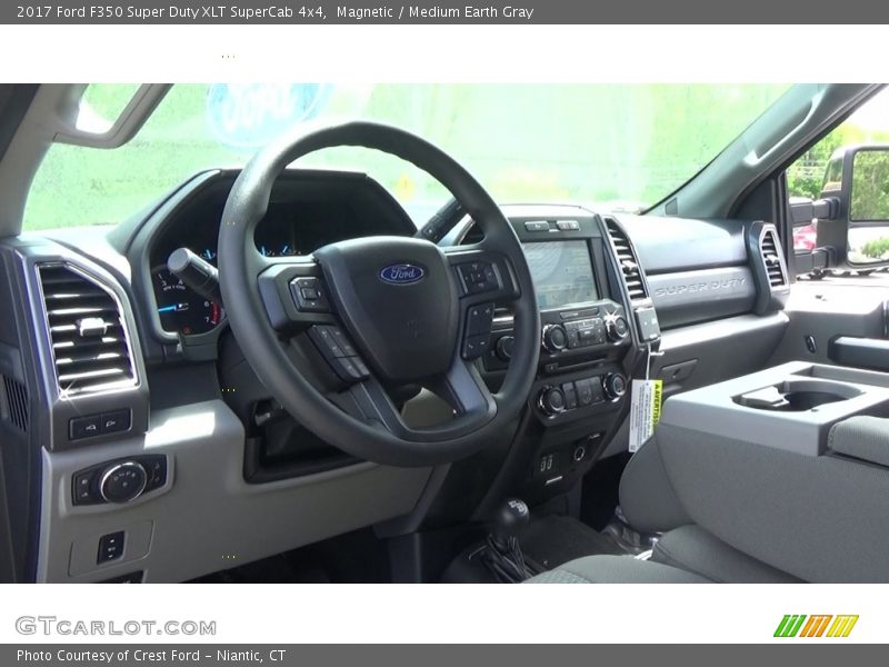 Magnetic / Medium Earth Gray 2017 Ford F350 Super Duty XLT SuperCab 4x4
