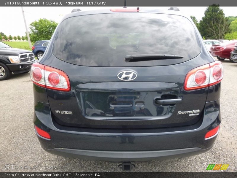 Indigo Blue Pearl / Gray 2010 Hyundai Santa Fe GLS 4WD