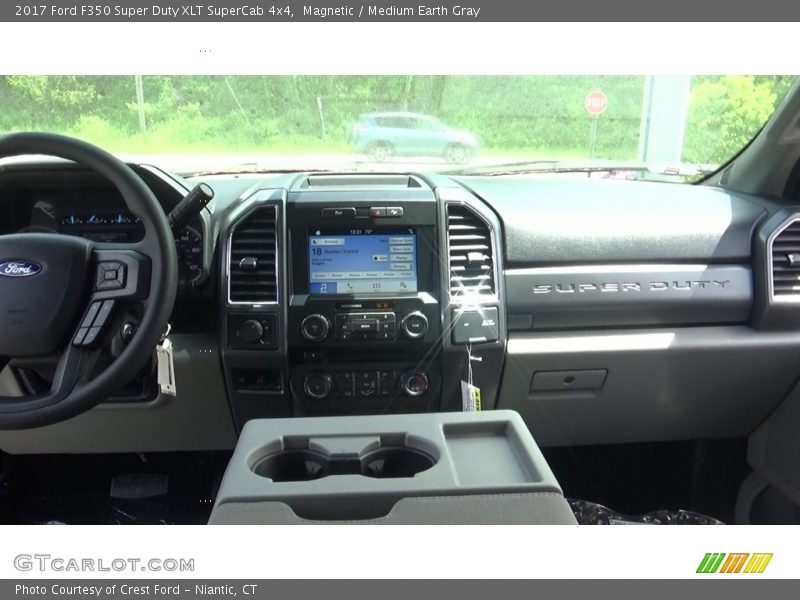 Magnetic / Medium Earth Gray 2017 Ford F350 Super Duty XLT SuperCab 4x4