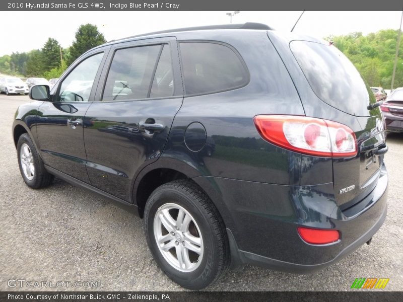 Indigo Blue Pearl / Gray 2010 Hyundai Santa Fe GLS 4WD