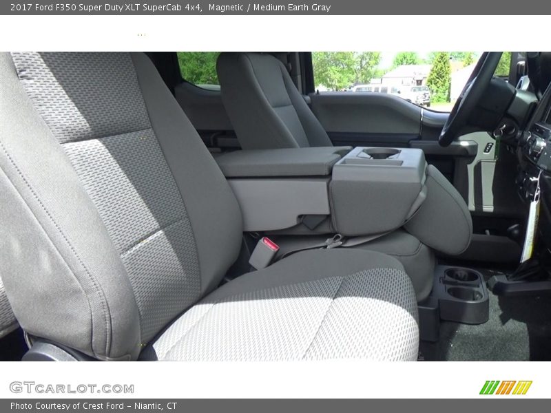 Magnetic / Medium Earth Gray 2017 Ford F350 Super Duty XLT SuperCab 4x4