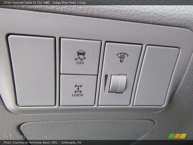 Indigo Blue Pearl / Gray 2010 Hyundai Santa Fe GLS 4WD