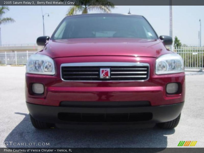 Berry Red Metallic / Grey 2005 Saturn Relay 3