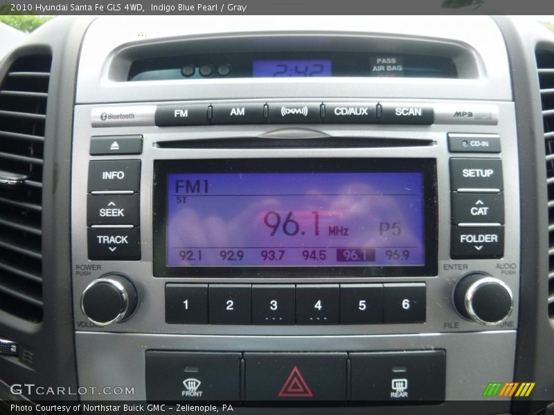 Indigo Blue Pearl / Gray 2010 Hyundai Santa Fe GLS 4WD