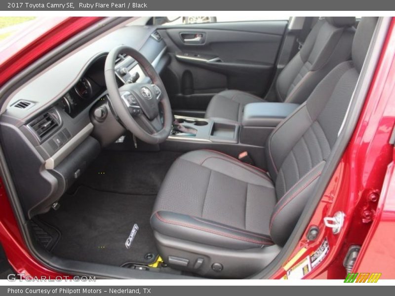 Ruby Flare Pearl / Black 2017 Toyota Camry SE