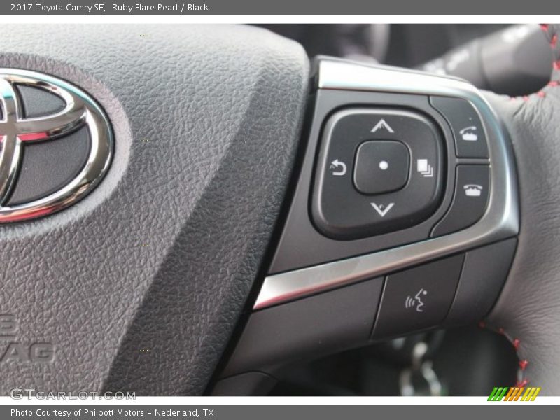 Ruby Flare Pearl / Black 2017 Toyota Camry SE