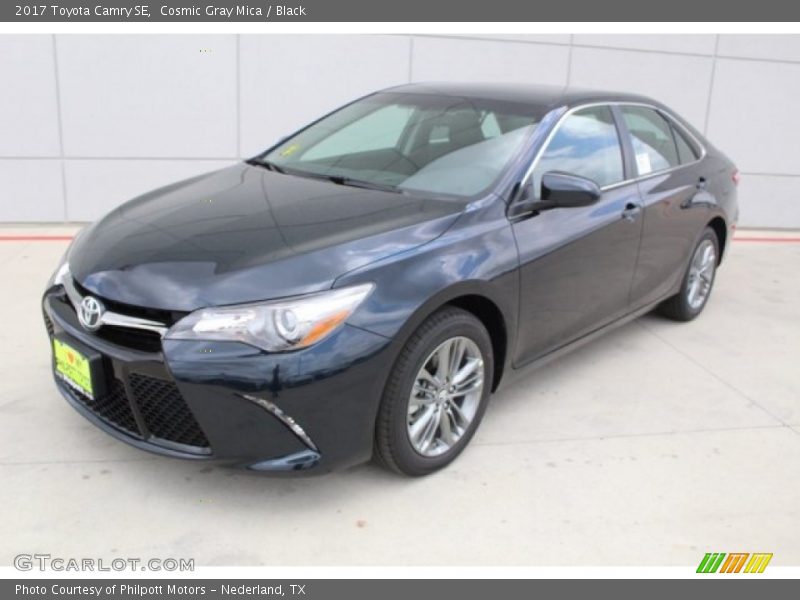 Cosmic Gray Mica / Black 2017 Toyota Camry SE