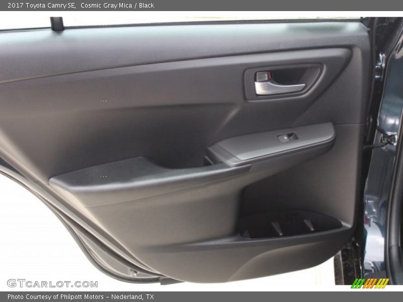 Cosmic Gray Mica / Black 2017 Toyota Camry SE