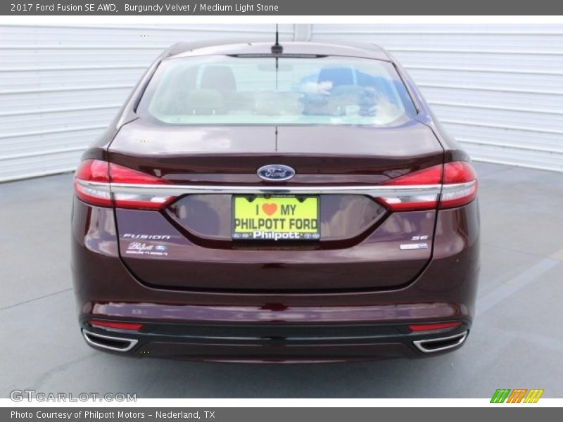 Burgundy Velvet / Medium Light Stone 2017 Ford Fusion SE AWD