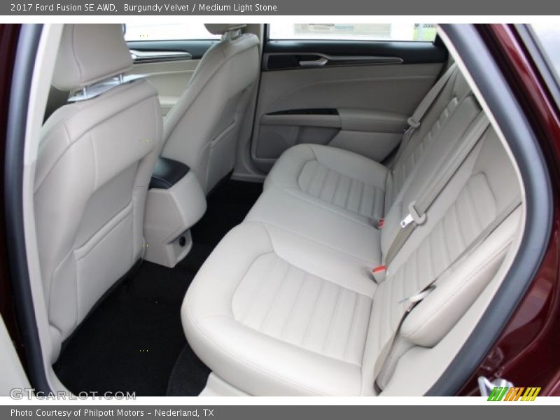 Burgundy Velvet / Medium Light Stone 2017 Ford Fusion SE AWD