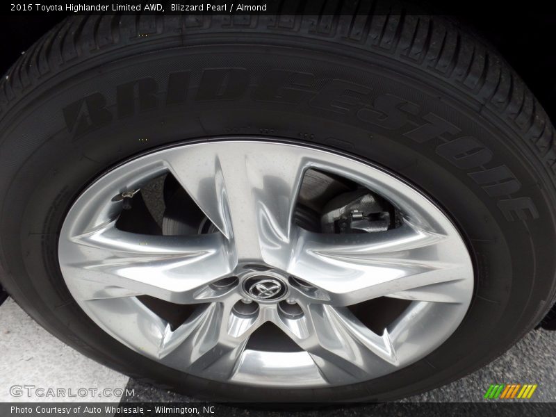 Blizzard Pearl / Almond 2016 Toyota Highlander Limited AWD