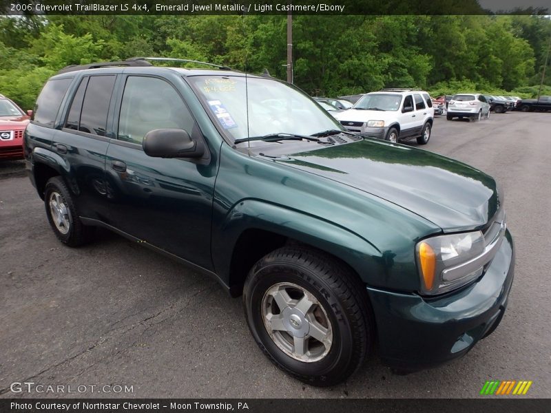 Emerald Jewel Metallic / Light Cashmere/Ebony 2006 Chevrolet TrailBlazer LS 4x4