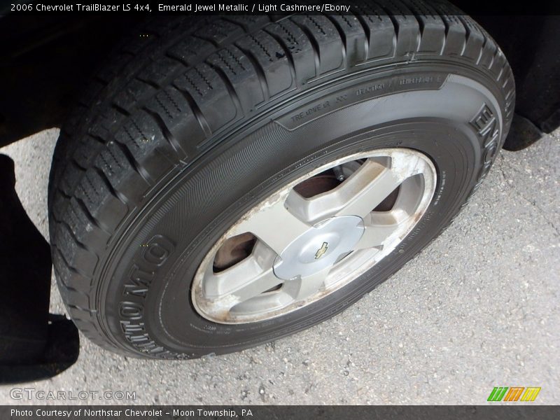 Emerald Jewel Metallic / Light Cashmere/Ebony 2006 Chevrolet TrailBlazer LS 4x4