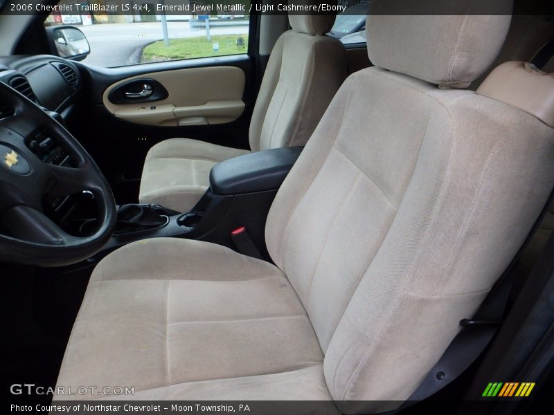 Emerald Jewel Metallic / Light Cashmere/Ebony 2006 Chevrolet TrailBlazer LS 4x4