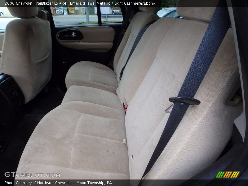Emerald Jewel Metallic / Light Cashmere/Ebony 2006 Chevrolet TrailBlazer LS 4x4