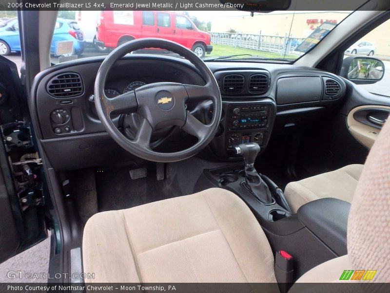 Emerald Jewel Metallic / Light Cashmere/Ebony 2006 Chevrolet TrailBlazer LS 4x4