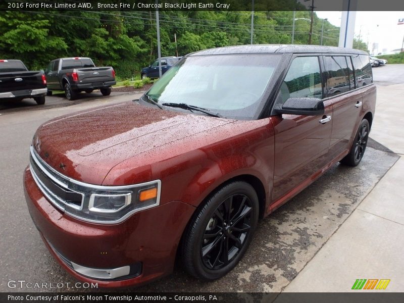 Front 3/4 View of 2016 Flex Limited AWD