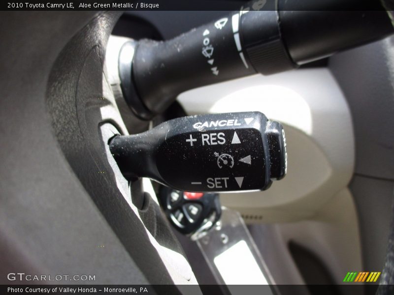 Aloe Green Metallic / Bisque 2010 Toyota Camry LE