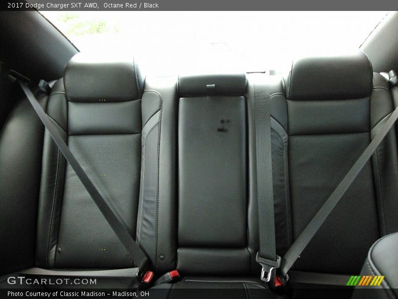 Octane Red / Black 2017 Dodge Charger SXT AWD