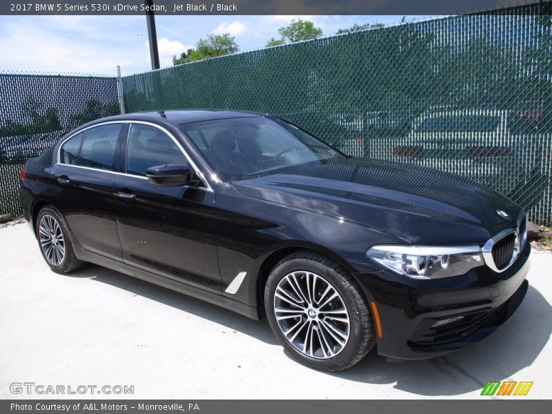 Jet Black / Black 2017 BMW 5 Series 530i xDrive Sedan