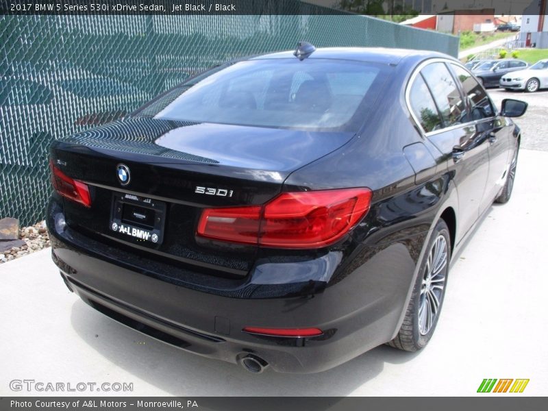 Jet Black / Black 2017 BMW 5 Series 530i xDrive Sedan