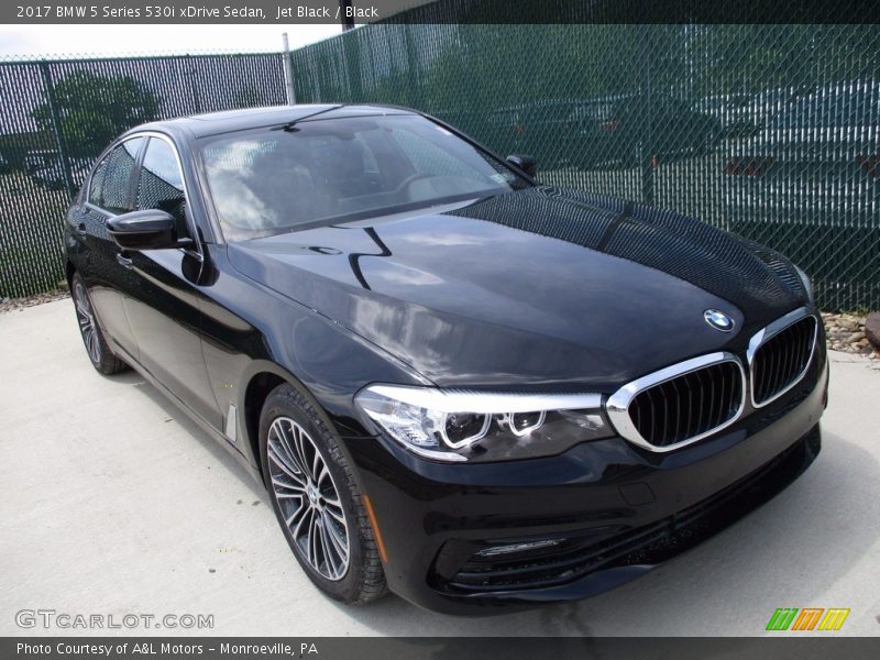 Jet Black / Black 2017 BMW 5 Series 530i xDrive Sedan