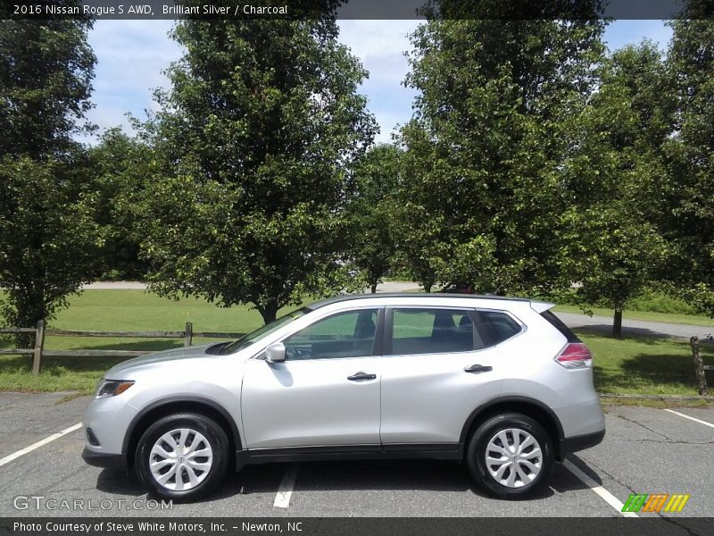 Brilliant Silver / Charcoal 2016 Nissan Rogue S AWD