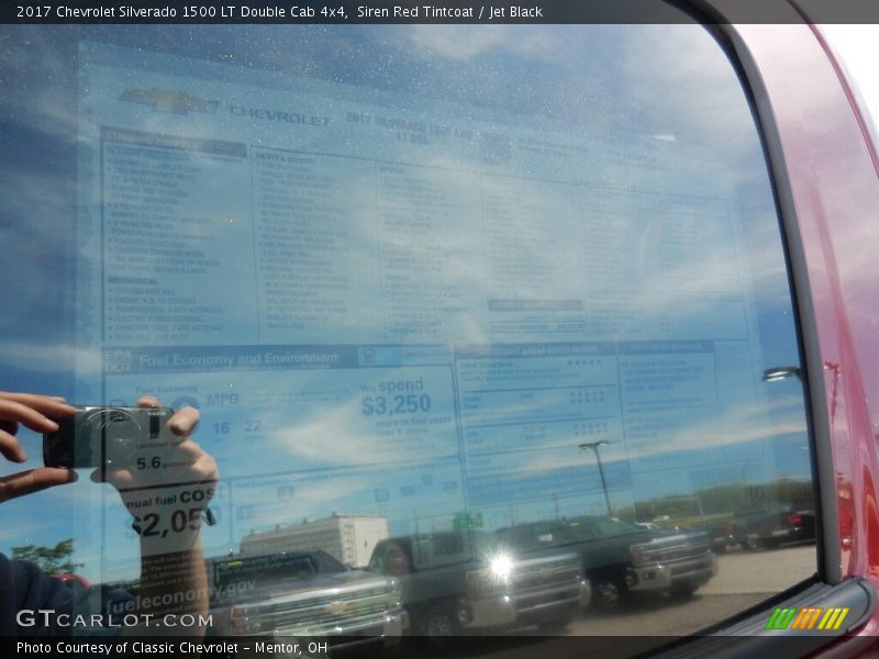 Siren Red Tintcoat / Jet Black 2017 Chevrolet Silverado 1500 LT Double Cab 4x4