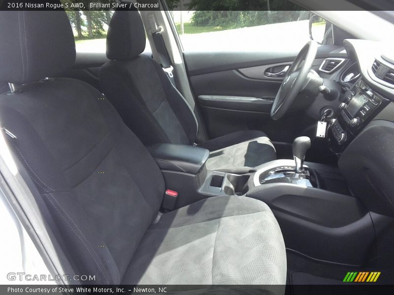 Brilliant Silver / Charcoal 2016 Nissan Rogue S AWD