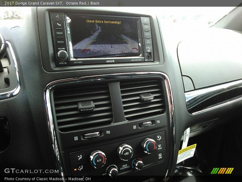 Octane Red / Black 2017 Dodge Grand Caravan SXT