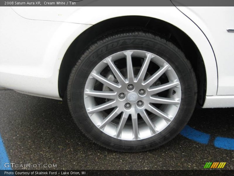 Cream White / Tan 2008 Saturn Aura XR