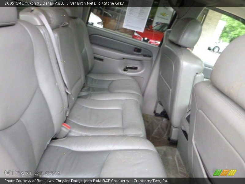 Silver Birch Metallic / Stone Gray 2005 GMC Yukon XL Denali AWD
