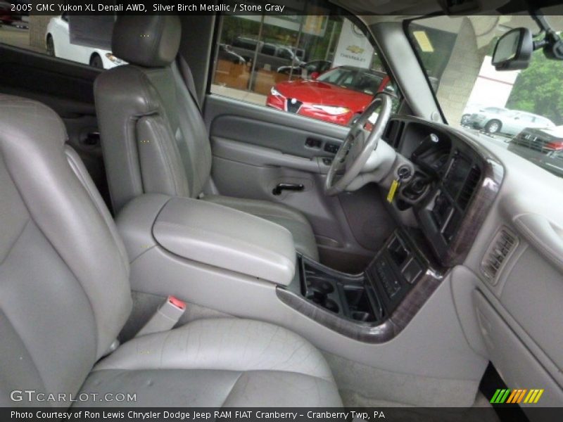Silver Birch Metallic / Stone Gray 2005 GMC Yukon XL Denali AWD