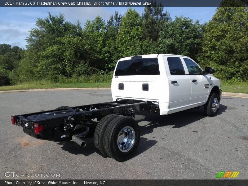 Bright White / Black/Diesel Gray 2017 Ram 3500 Tradesman Crew Cab Chassis