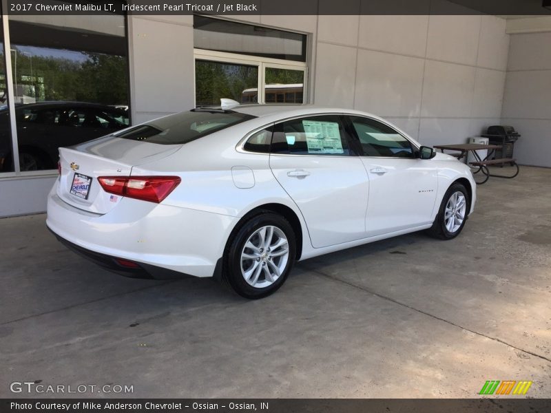 Iridescent Pearl Tricoat / Jet Black 2017 Chevrolet Malibu LT