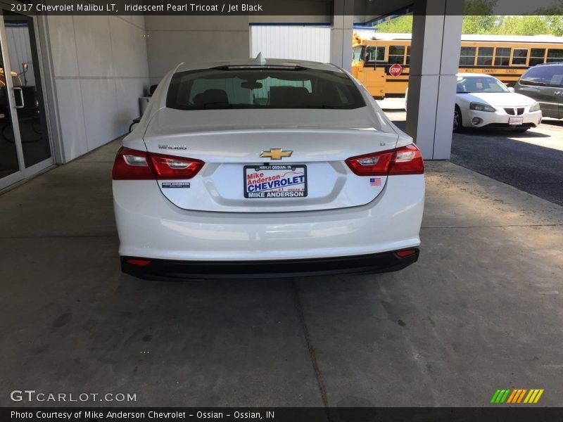 Iridescent Pearl Tricoat / Jet Black 2017 Chevrolet Malibu LT