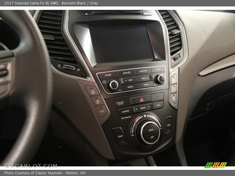 Becketts Black / Gray 2017 Hyundai Santa Fe SE AWD
