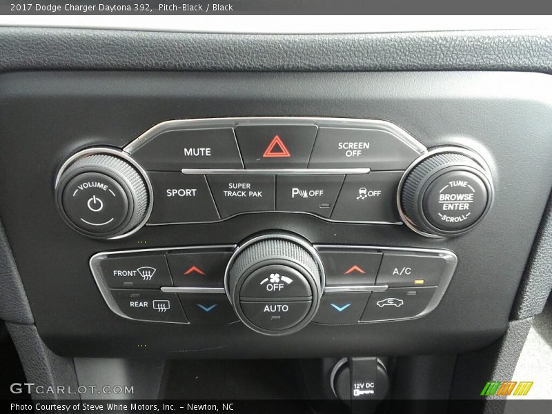 Pitch-Black / Black 2017 Dodge Charger Daytona 392