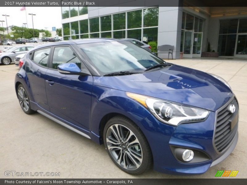 Front 3/4 View of 2017 Veloster Turbo