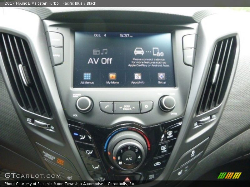 Controls of 2017 Veloster Turbo