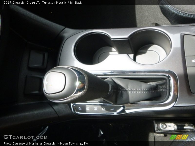 Tungsten Metallic / Jet Black 2017 Chevrolet Cruze LT