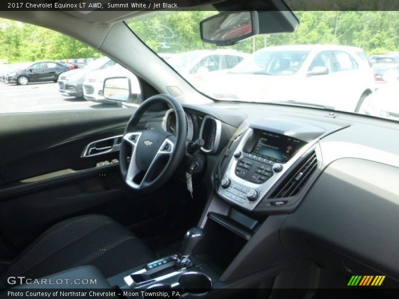 Summit White / Jet Black 2017 Chevrolet Equinox LT AWD