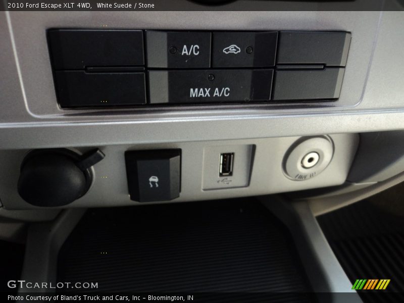 White Suede / Stone 2010 Ford Escape XLT 4WD