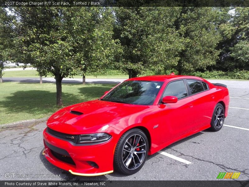 TorRed / Black 2017 Dodge Charger R/T Scat Pack